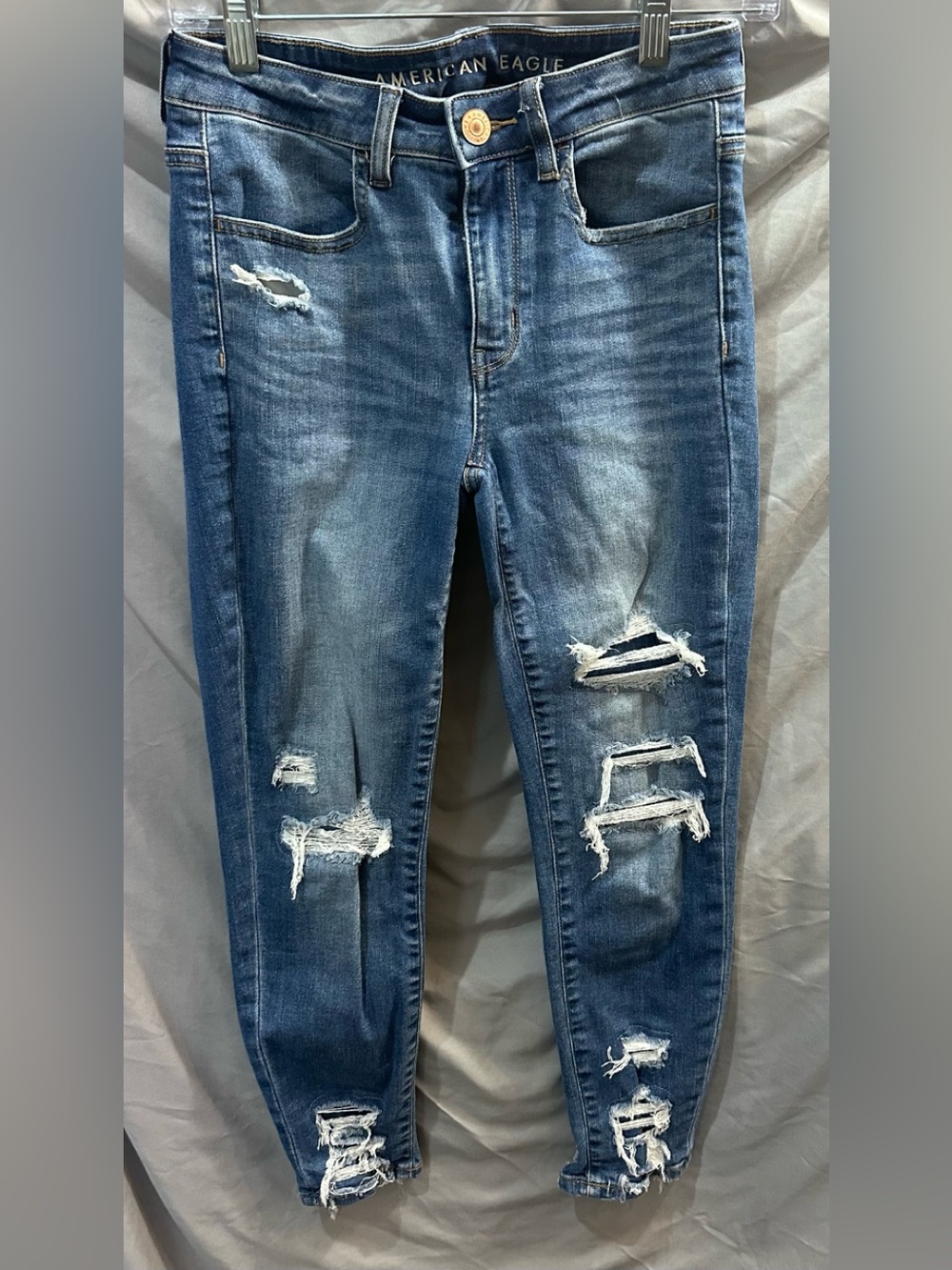 American Eagle Outfitters Skinny Distressed Jeggings 2 x short